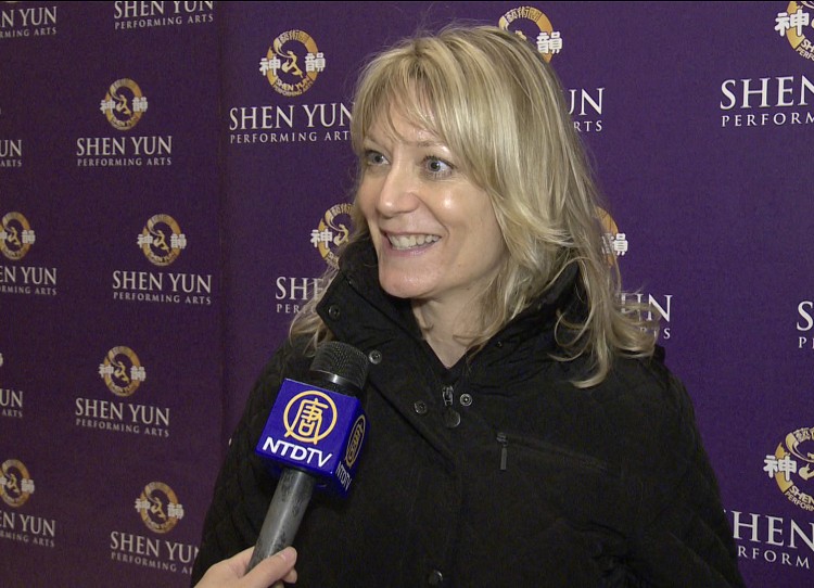 Rhonda Viapiano, senior private banker at JP Morgan after seeing Shen Yun Performing Arts at Lincoln Center on Sunday. (Courtesy of NTD Television)