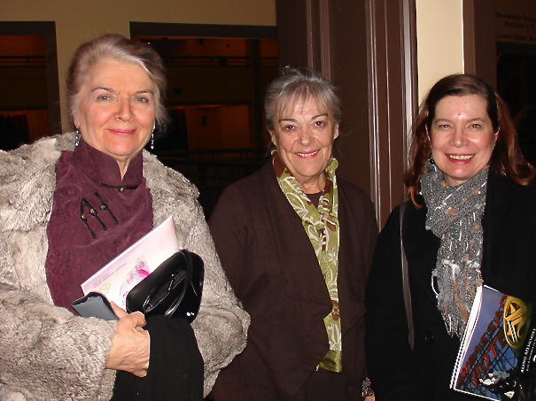 3_ladies Andrea Bryant, (L) Carol Smart (C) and Delia Sava (R) enjoy their evening at Shen Yun