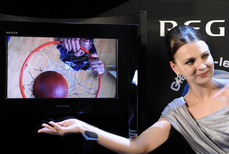 New 3D TVs unveiled by Toshiba don't require watchers to use glasses. (YOSHIKAZU TSUNO/AFP/Getty Images)