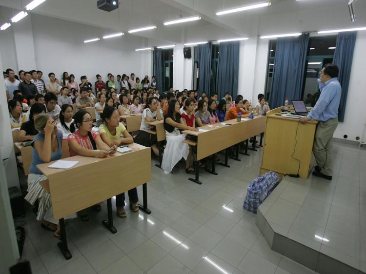 Chung To, gives a class at Fudan University Sept. 7, 2006 in Shanghai, China. Plagiarism has become a serious problem at Chinese Universities. (China Photos/Getty Images)