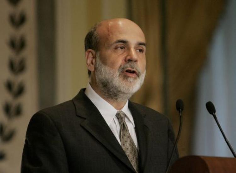 US Federal Reserve Chairman Ben Bernake speaks, 28 November 2006, before the National Italian American Foundation in New York about the economic direction of the US.  (Stan Honda/AFP/Getty Images)