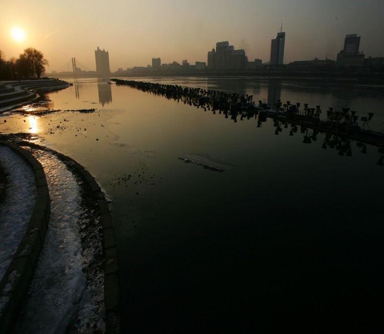 The Songhuajiang River is seen on January 19, 2007 in Jilin City of Jilin Province, China. The River was polluted after an explosion at a chemical plant November 13, 2005. (China Photos/Getty Images)