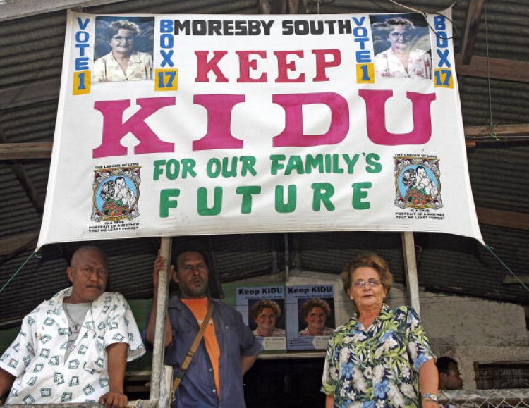 This photo taken 07 July, 2007 shows Australian-born Dame Carol Kidu (R) and supporters. (Torsten  Blackwood/AFP/Getty Images)
