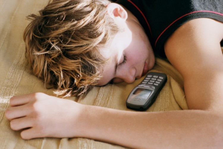 Late-rising and -sleeping adolescents were observed to undertake 27 minutes less daily physical activity than the early-risers and -sleepers. (Photos.com)