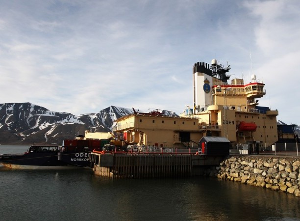 The Icebreaker Oden prepares to head out to sea on June 21, 2008 in Longyearbyen, a town on the Svalbard islands. (Chiis Jackson/Getty Images)