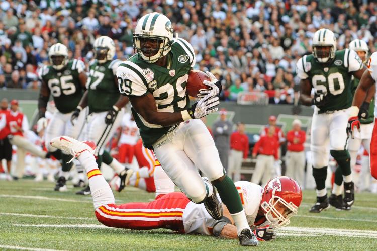 BIG DAY: Jets all-purpose back Leon Washington had two TDs including a 60-yarder in the second quarter. (Al Bello/Getty Images)
