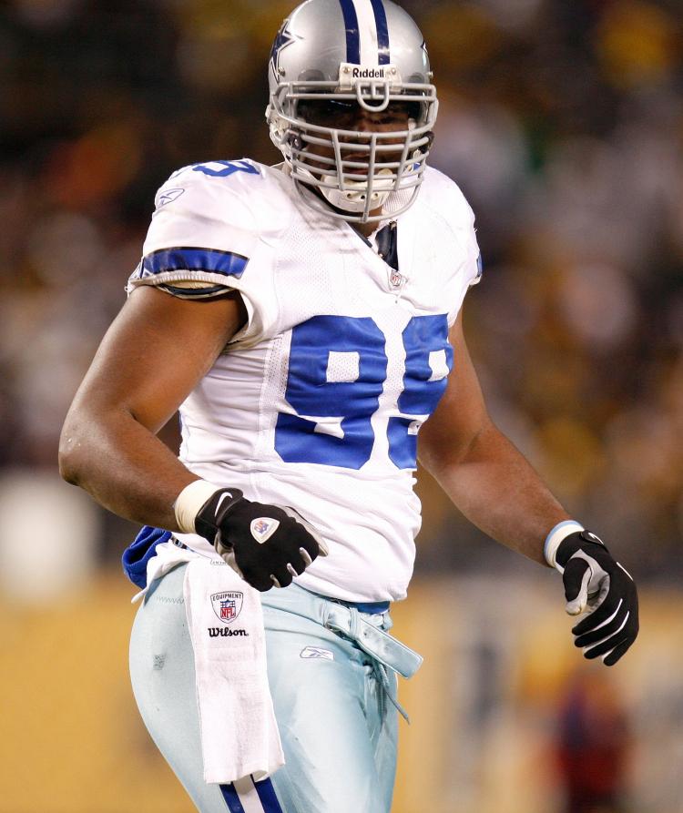 DEFENSIVE HELP: The Giants signed Chris Canty from their rivals, the Dallas Cowboys. (Gregory Shamus/Getty Images)