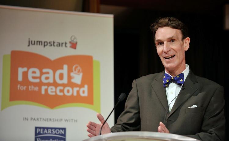 Bill Nye 'the Science Guy' at the LA Public Library in Oct 2009 in Los Angeles, CA. Bill Nye collapsed recently on stage while making a speech in CA.  (Charley Gallay/Getty Images)
