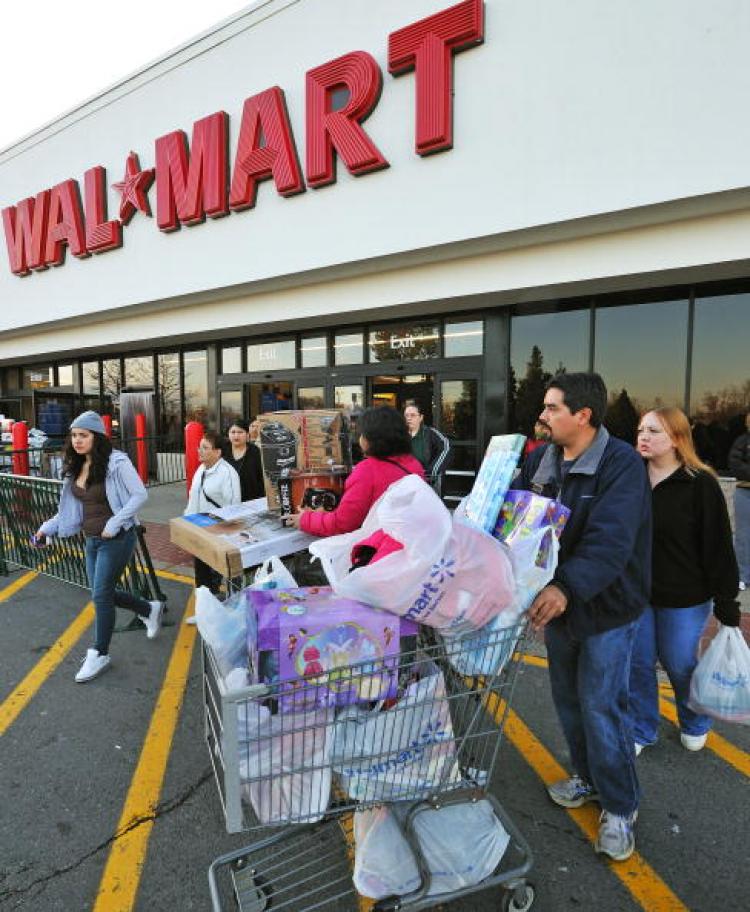 WALMART: A newly released poll shows that the majority of New Yorkers want Walmart stores in the city. (Paul J. Richards/AFP/Getty Images)