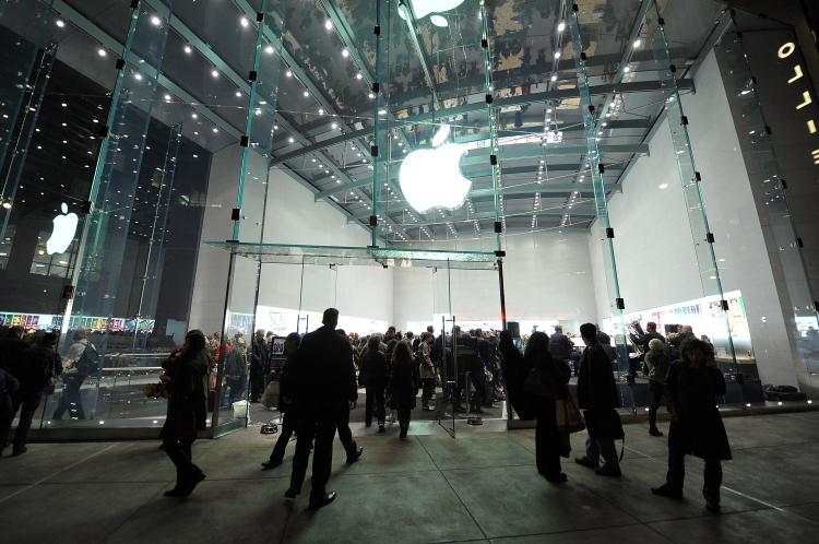The Apple Store - Upper West Side on Nov. 30, 2009 in New York City. Apple is widely expected to announce the availability of a tablet computer this year. (Stephen Lovekin/Getty Images)