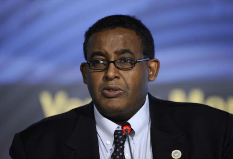 Somalian Prime Minister Omar Abdirashid Ali Shermake delivers a speech during a session of a World Summit in 2009. Ali Sharmake resigned from SomaliaÃ�Â¢Ã¯Â¿Â½Ã¯Â¿Â½s Transitional Federal Government (TFG) on Tuesday.  (Filippo Monteforte/Getty Images )