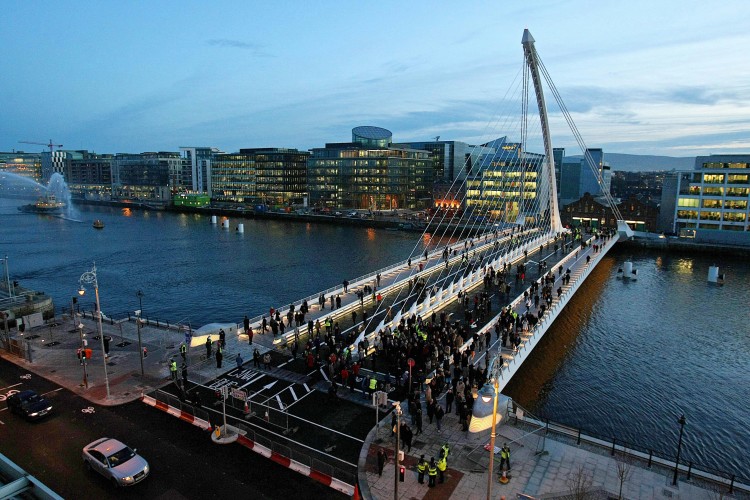 THE SAMUEL BECKETT BRIDGE: The Samuel Backett Bridge was one of the last major infrastructure design projects to be finished in Dublin before the economy crashed (Stringer/AFP/Getty Images)