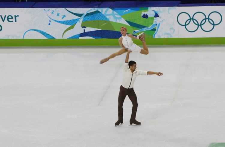 FIGURE SKATING: Germany's Aliona Savchenko and Robin Szolkowy took the third place in pairs figure skating on day four of the Winter Olympic Games.  (Evan Ning/The Epoch Times)