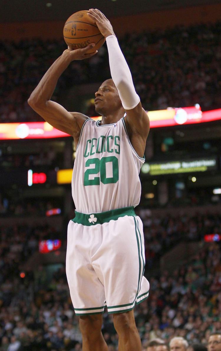 Ray Allen's season-high 32 points against the Cleveland Cavaliers gave the Boston Celtics the edge they needed for the win. (Elsa/Getty Images)