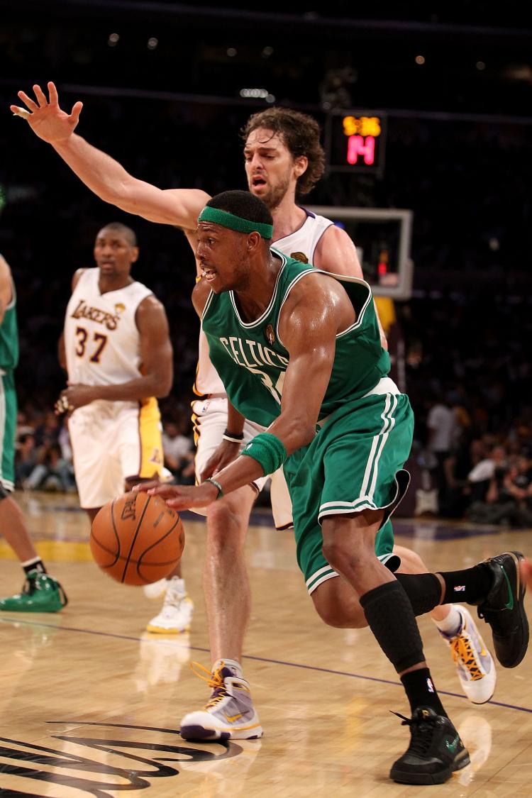 The Boston Celtics beat tied the NBA finals series against the Los Angeles Lakers 1-1 on Sunday. (Christian Petersen/Getty Images)