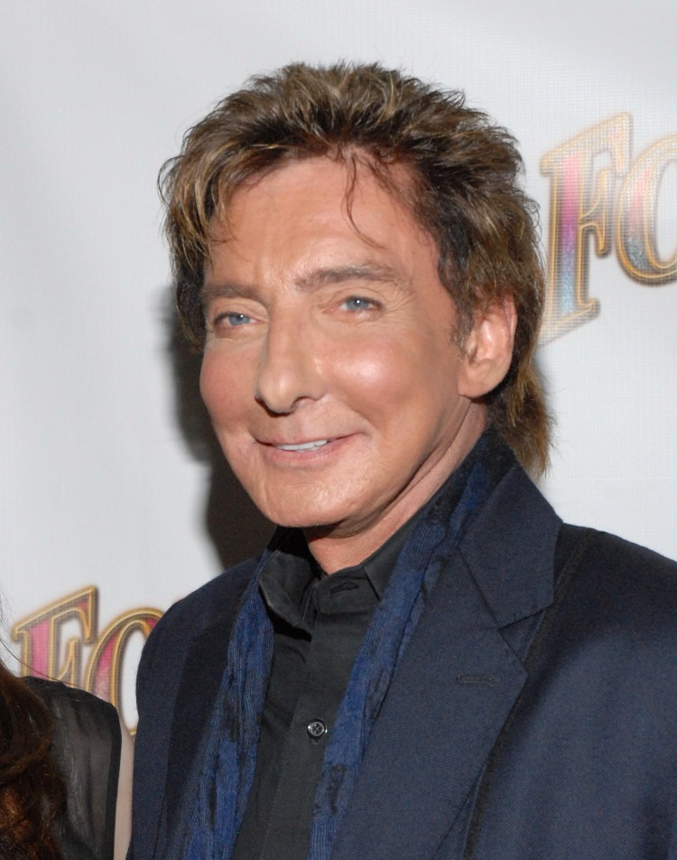 Barry Manilow  (Michael N. Todaro/Getty Images)