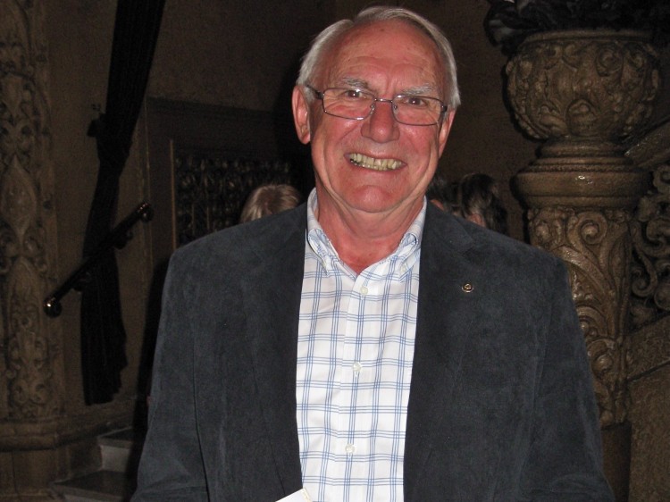Bob Bromley, a board member of the North Balwyn Rotary Club,