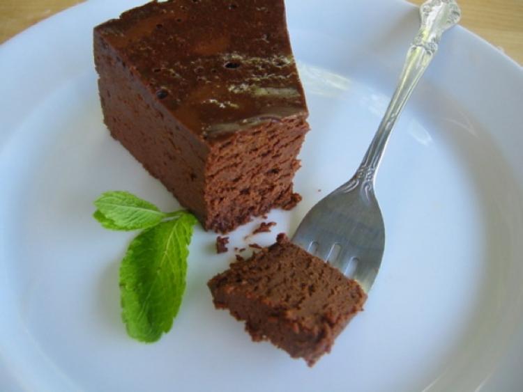 Rich, dense, delicious flourless chocolate torte. (Courtesy of Joepastry.web)