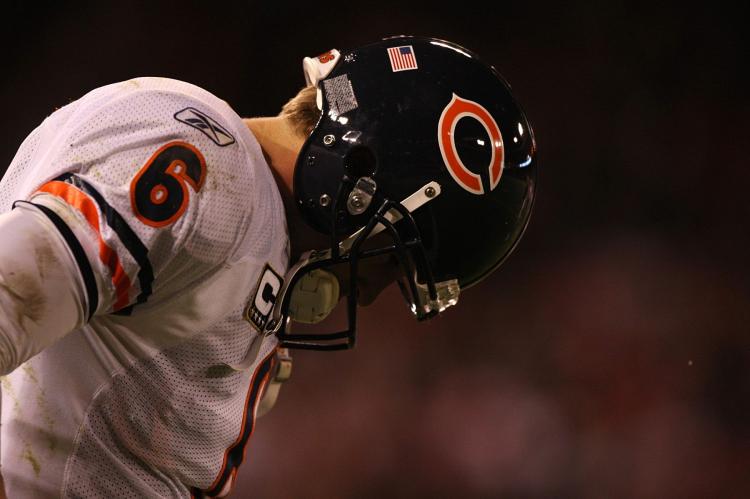 Jay Cutler of the Chicago Bears hangs his head during a 10-6 loss to the San Francisco 49ers.   (Jed Jacobsohn/Getty Images)