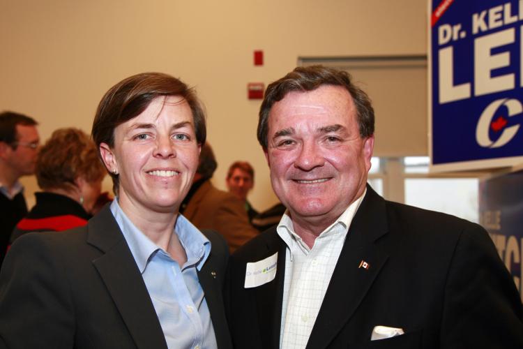 Dr. Kellie Leitch (L) and Finance Minister Jim Flaherty (Courtesy Dr. Kellie Leitch, Conservative Party of Canada)