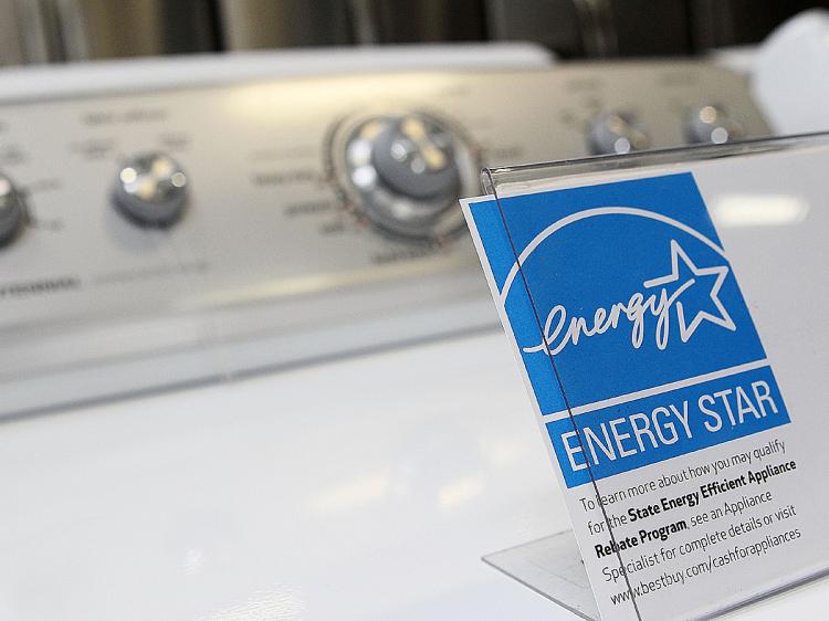 STAR SYSTEM: A new report questions the certification process of the Energy Star program. (Justin Sullivan/Getty Images)