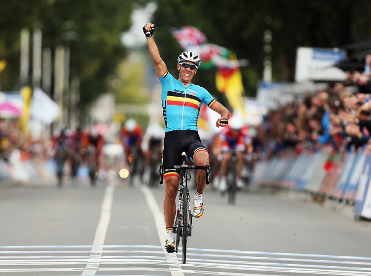 Philippe Gilbert of Belgium celebrates as he crosses the finish line to win the Men's Elite Road Race on day eight of the UCI Road World Championships. (Bryn Lennon/Getty Images)