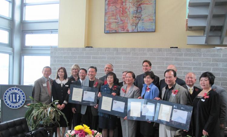 DEVOTED SERVANTS: Chiling Tong, second from left, presented the President's Volunteer Service Award to (L-R), Jerry Lee, Shiao-Yen Wu, Mei-Jui Lin and Duc T. Tran.  (Courtesy of International Leadership Foundation)