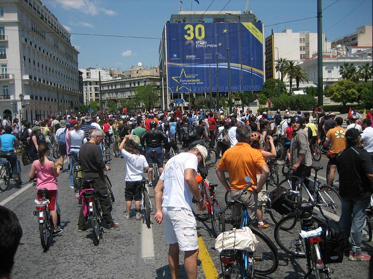 Cyclists in Athens take part in a rally to promote cycling as a healthy means of transportation. (Haim David)