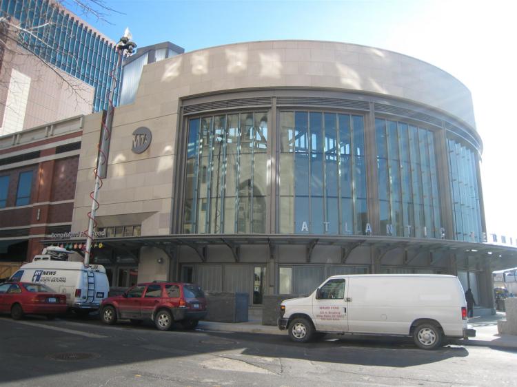 A new three-story LIRR transportation terminal opened in Brooklyn on Tuesday.  (Stephanie Lam/The Epoch Times)
