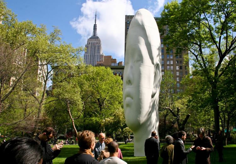 HUMAN: This year's artwork in Madison Square Park is named after the nymph Echo, a well-known figure from Greek mythology. A local New Yorker appreciates its 'tremendous amount of humanity.' (Zack Stieber/The Epoch Times)