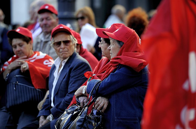 Italian pensioners with the CGIL trade union rally in central Rome