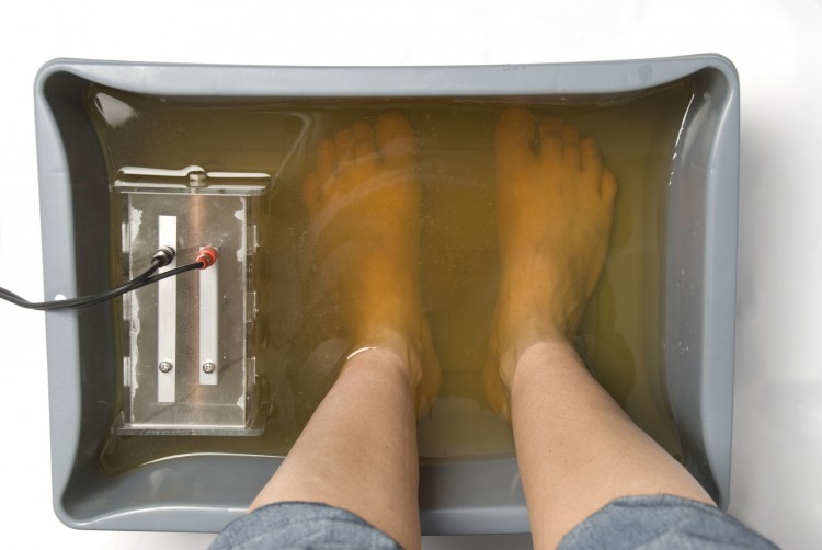 There is no evidence to suggest that ionic footbaths help to eliminate toxic elements from the body