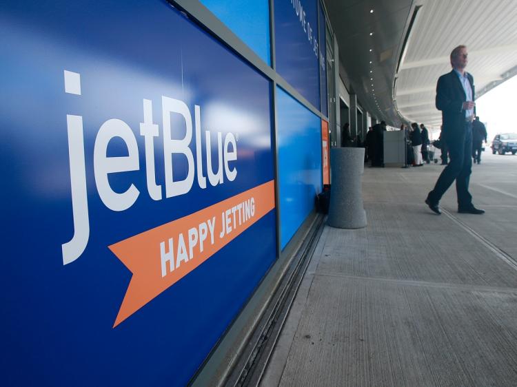 jetBlue (Mario Tama/Getty Images)