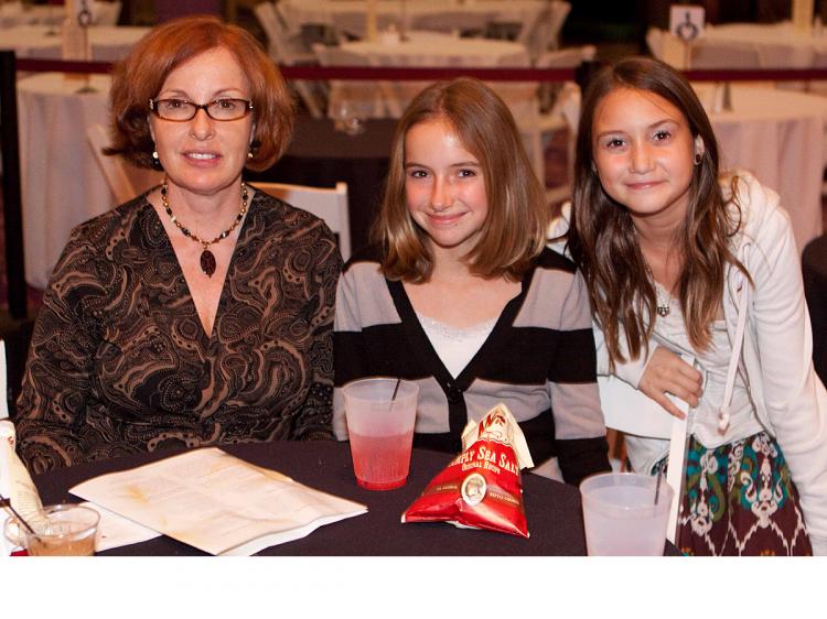 Mrs. Mantel and her daughters felt 'privileged' to be able to see the show. (Adam Ip/The Epoch Times)
