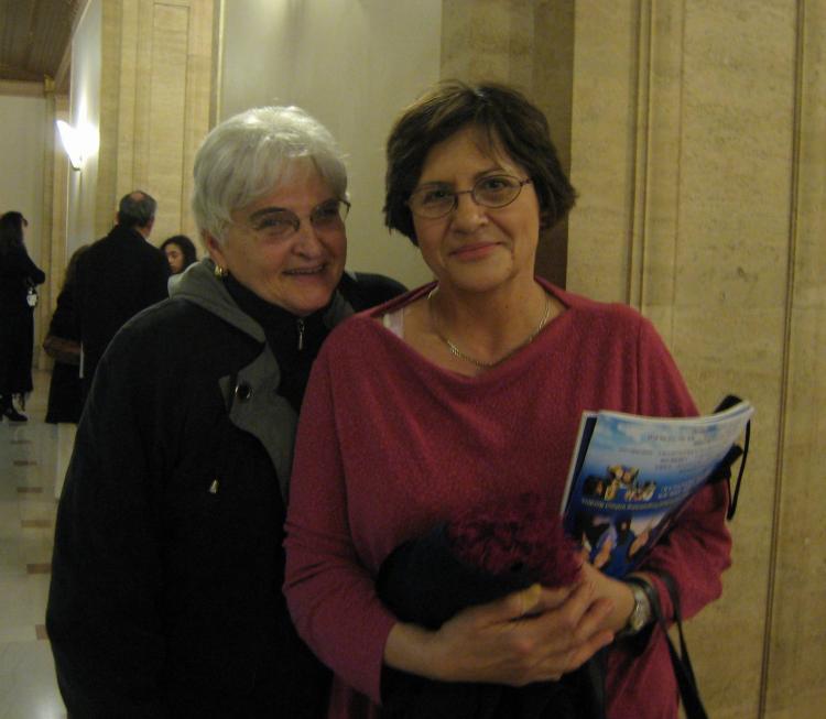 Mrs.Paulos with her friend Ms. Levy. (The Epoch Times)
