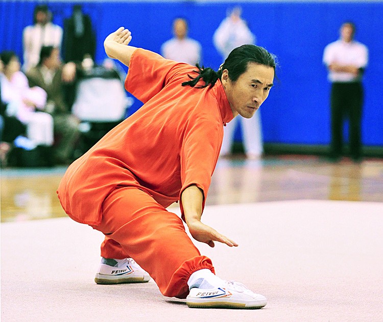 Li PeiYun from New Jersey, multi-time gold winner in the Northern fist style. (Dai Bing/The Epoch Times)