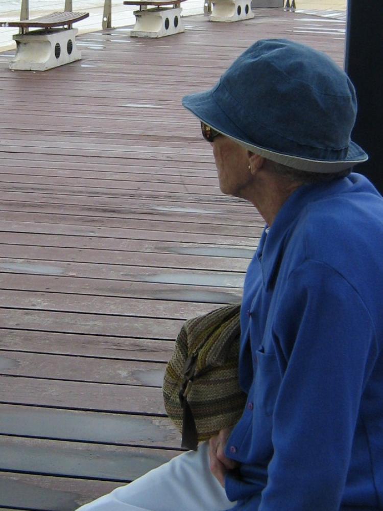 Of people aged 65 and over, New Zealand Government statistics show that nearly 62 percent have little or no income other than superannuation. (The Epoch Times)