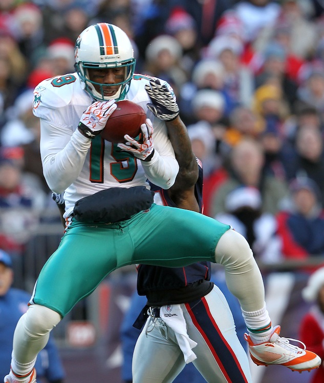 Miami Dolphins v New England Patriots