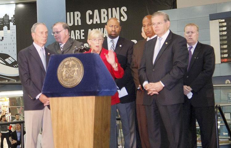 Representative Carolyn McCarthy (C) speaking at Penn Station on Sunday. She and several other politicians are rejecting a recent Senate amendment to allow guns in checked luggage on Amtrak trains. (Shi Li Xin/The Epoch Times)