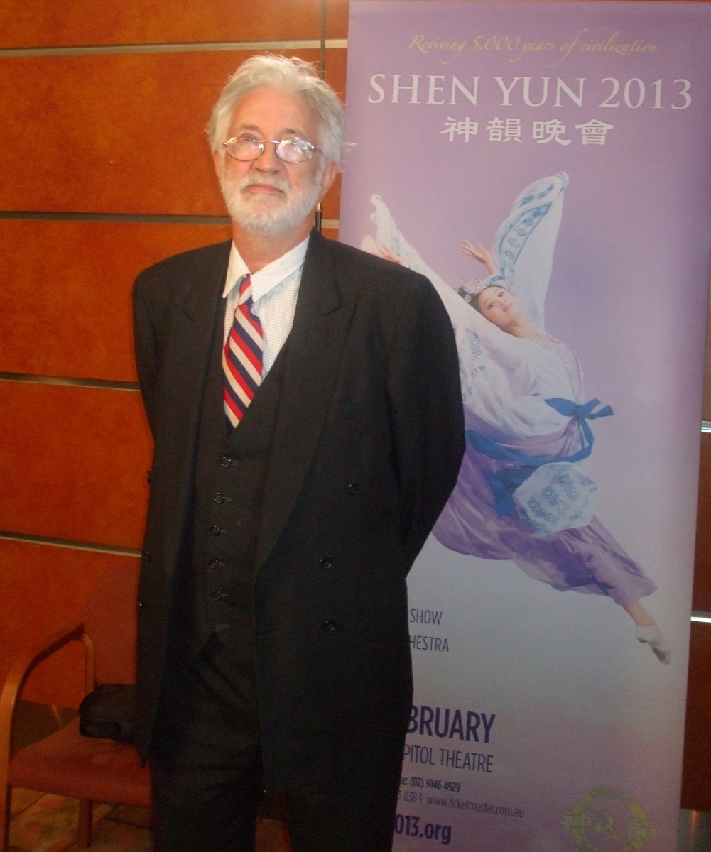 NTD_Bob_Vinnicombe_Politition Mr. Vinnicombe, who works as a campaigner for Human Rights in China, attends Shen Yun