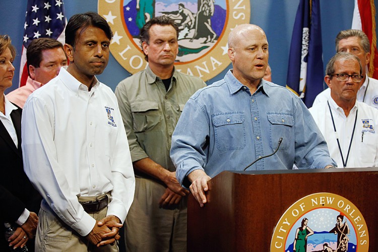 Jindal, Landrieu Hold Press Conference On Preparations For Isaac