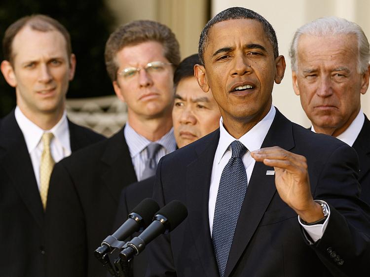 President Barack Obama urges Congress to pass a bill for middle class tax cuts along with members of his cabinet and economics team (L-R) Council of Economic Advisors Chairman Austan Goolsbee, Housing and Urban Development Secretary Shaun Donovan, Commerce Secretary Gary Locke and Vice President Joe Biden. (Chip Somodevilla/Getty Images)
