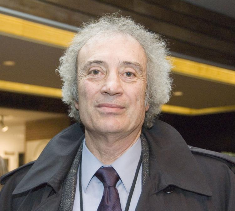 City councillor Mr. Olender at the opening of the Divine Performing Arts show at the Centre in the Square Theatre in Waterloo on Tuesday evening. (Matthew Little/The Epoch Times)