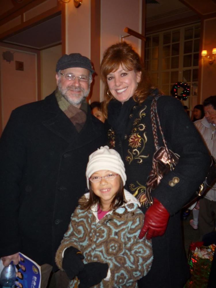 Mr. and Mrs. Herzon and their daughter Hanna. (Christine Lin/The Epoch Times )