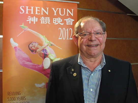 George Papallo attends Shen Yun