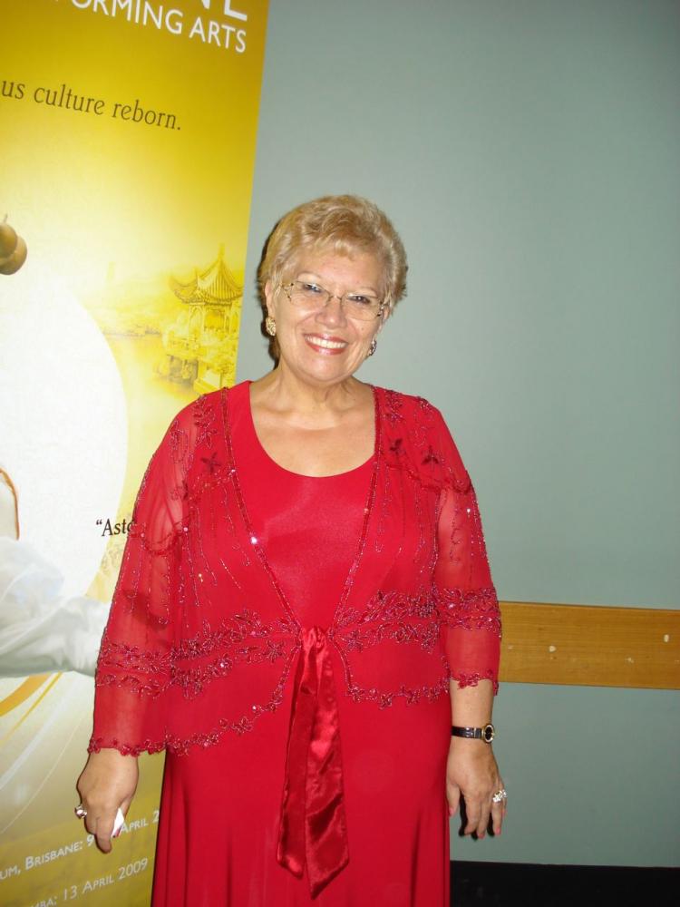 Ms. Caesar, ambassador for peace with the Universal Peace Foundation, at the Shen Yun Performing Arts performance in Brisbane on April 9 (Jane Andrews/The Epoch Times)