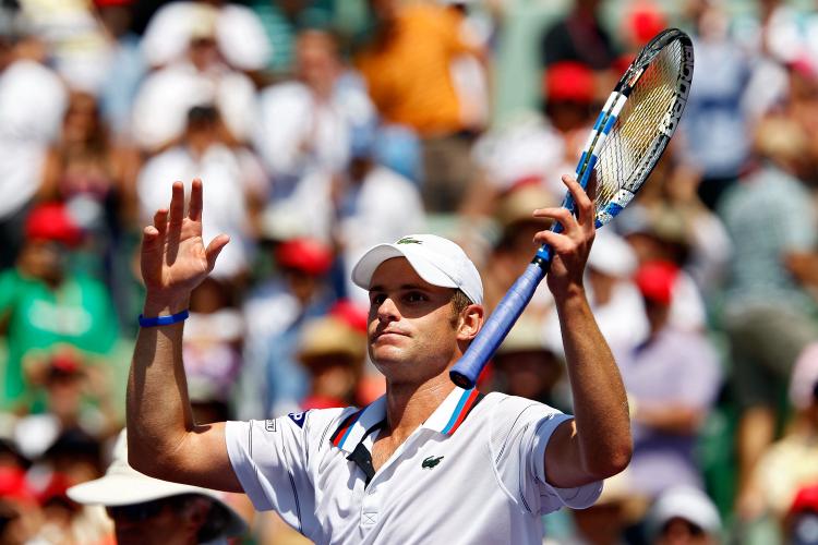 BIG WIN: Andy Roddick celebrates after winning the Sony Ericsson Open on Sunday in Miami. (Clive Brunskill/Getty Images)