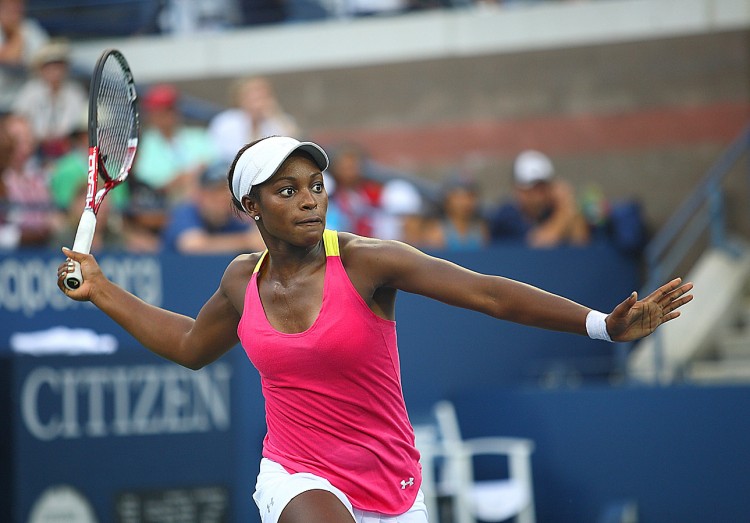 ANOTHER YOUNG AMERICAN: Sloane Stephens prepares to return a shot to Shahar Peer. (Gary Du/The Epoch Times) ANOTHER YOUNG AMERICAN: Sloane Stephens prepares to return a shot to Shahar Peer. (Gary Du/The Epoch Times)