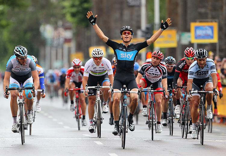 SWIFTEST: Ben Swift celebrates as he crosses the finish line ahead of the pack to win Stage Two of the 2011 AMGEN Tour of California. (Jeff Gross/Getty Images)