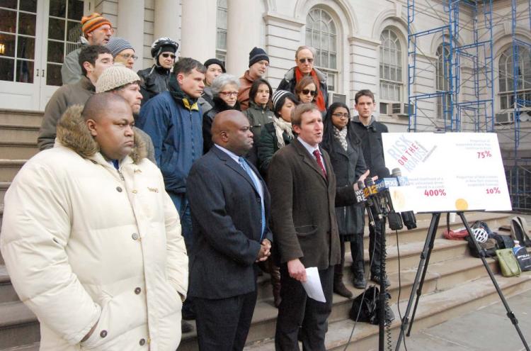 Transportation Alternatives Executive Director Paul Steely White (C) called on state Legislature, Mayor Bloomberg, and Police Commissioner Kelly to enforce stricter laws and penalties on drivers with repeated misconducts at a press conference at City Hall (Catherine Yang/The Epoch Times)